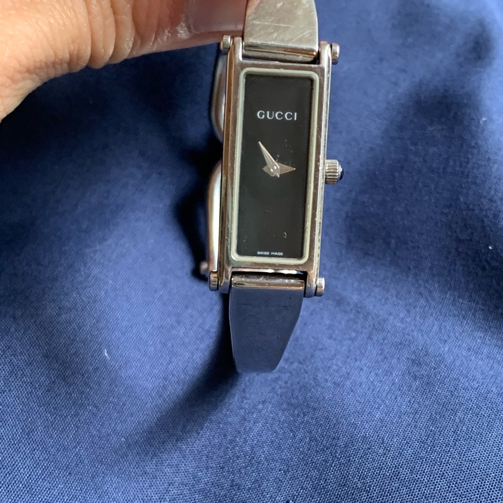 Women’s Gucci watch